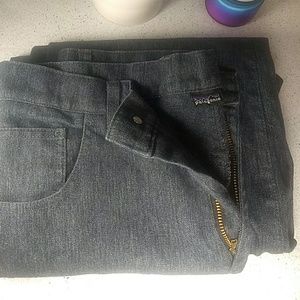 Like new Patagonia mens jeans